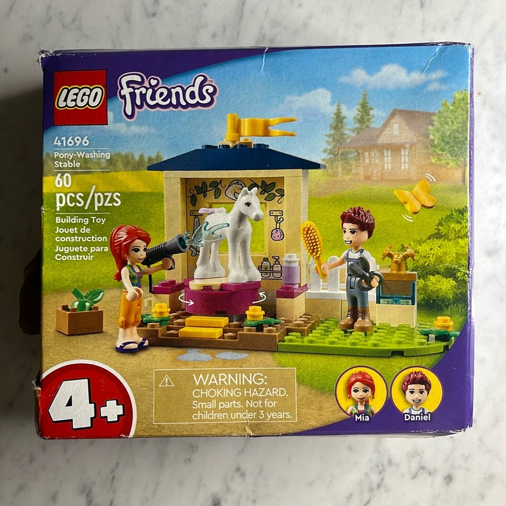 Lego Friends 41696 Pony Washing Stable